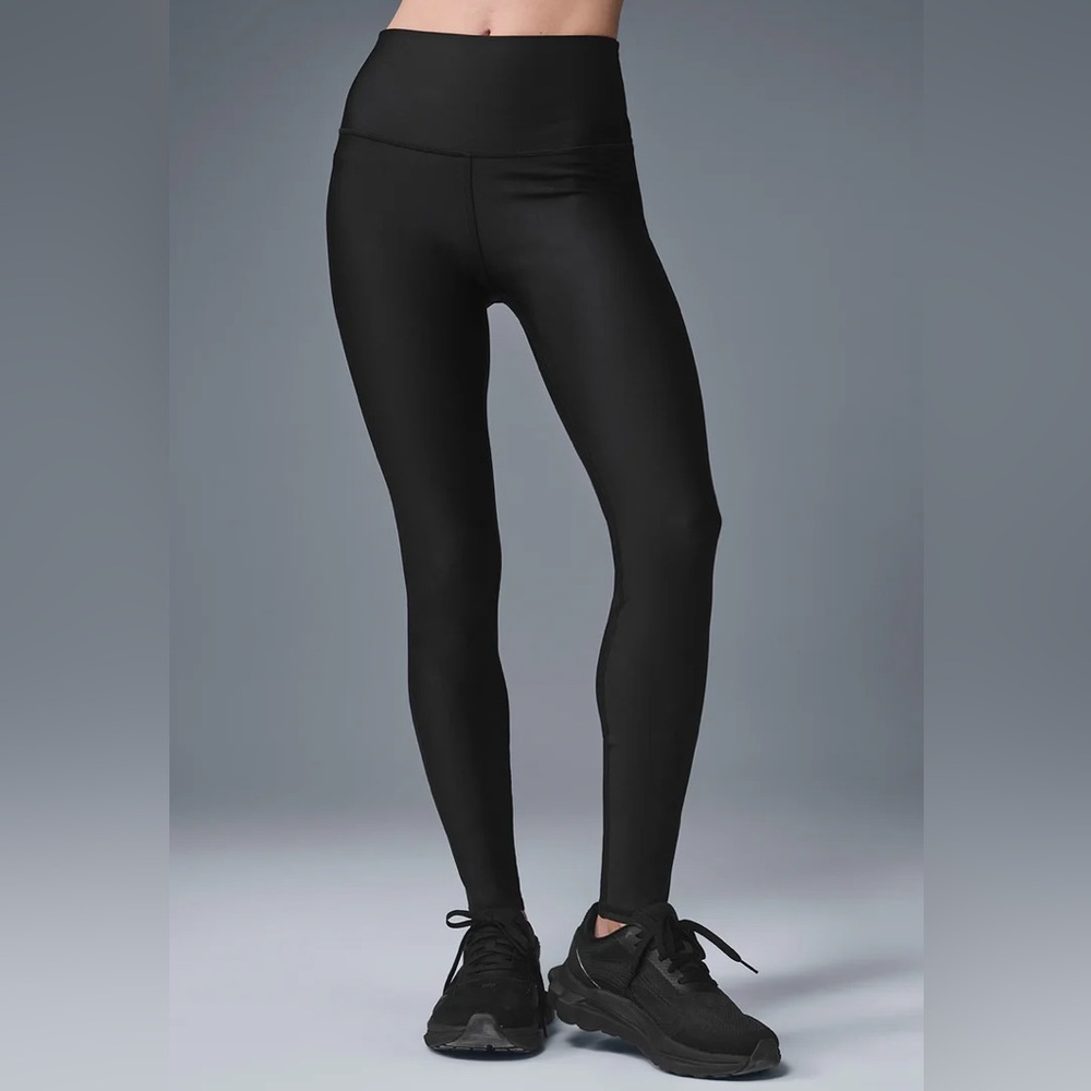 NWOT - ALO YOGA High-Waist Airlift Legging - Black - XS